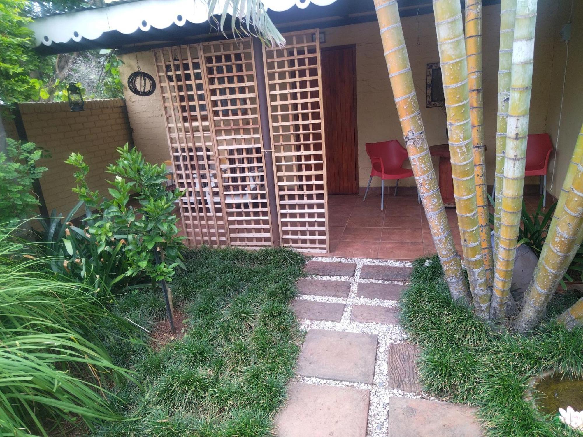 Africas Eden Guesthouse Mookgophong Exterior foto