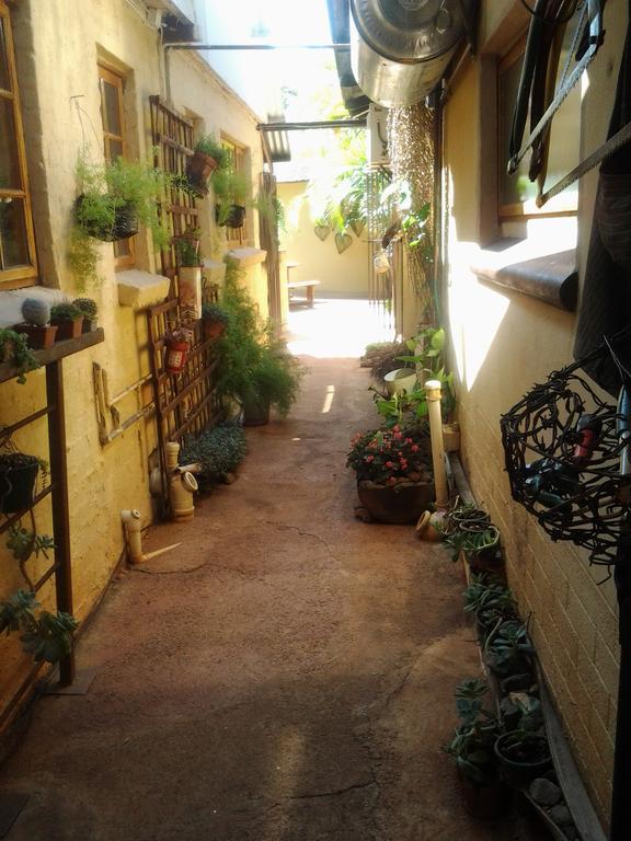 Africas Eden Guesthouse Mookgophong Exterior foto